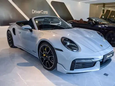 Usado Porsche 992 650 CV (478 kW) 2024 Gris Descapotable