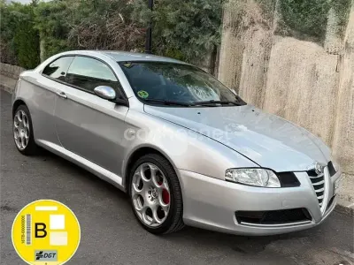 Usado Alfa Romeo GT Impression 150 CV (110 kW) 2007 Gris / plata Coupe