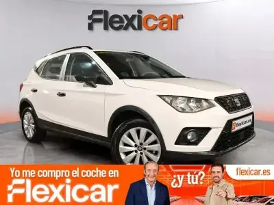 Usado Seat Arona Reference 95 CV (69 kW) 2018 Blanco SUV