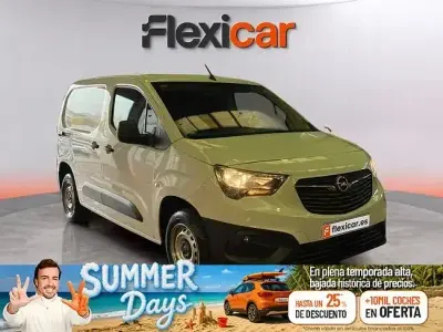 Usado Opel Combo Edition 102 CV (75 kW) 2022 Blanco Monovolumen