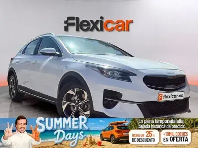 Usado Kia XCeed 120 CV (88 kW) 2022 Blanco SUV