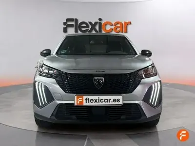 Usado Peugeot 2008 Active 100 CV (73 kW) 2023 Gris SUV