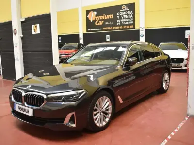 Käytetty BMW 530 Luxury Line 286 HP (210 kW) 2021 Harmaa Sedan