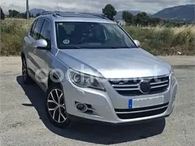 Usado VW Tiguan 140 CV (102 kW) 2010 Beige SUV