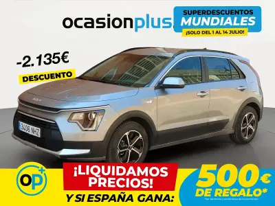 Usado Kia Niro 138 CV (101 kW) 2025 Gris SUV