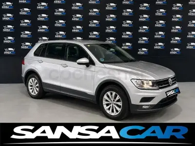 Usado VW Tiguan Advance 150 CV (110 kW) 2020 Gris / plata SUV