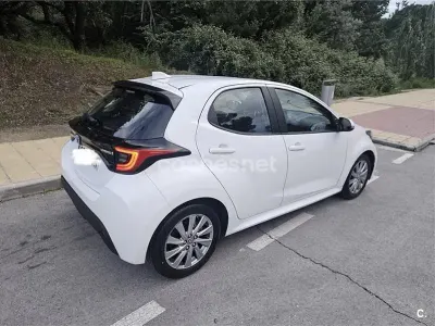 Käytetty Toyota Yaris Hybrid