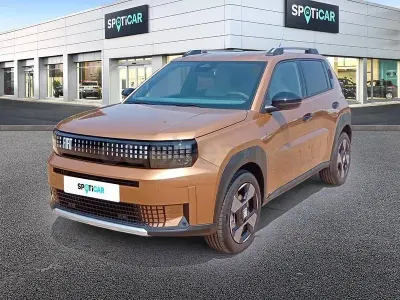 Usado Fiat Grande Panda La Prima 110 CV (80 kW) 2025 Marrón Utilitario