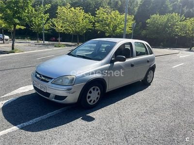 Gris / plata Usado 2001 Opel Corsa SRi Berlina | 1700 €