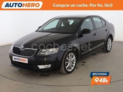 Negro Usado 2015 Skoda Octavia Ambition Utilitario | 9699 € (Buen precio)