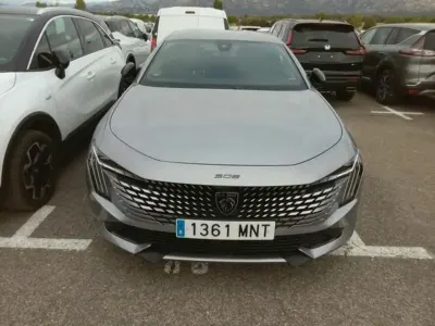Usado Peugeot 508 Allure 130 CV (95 kW) 2024 Gris Berlina