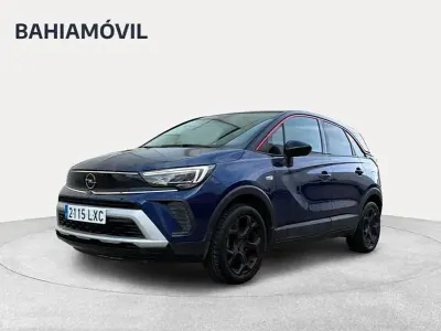 Usado Opel Crossland GS Line 110 CV (80 kW) 2022 Azul SUV