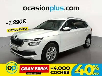 Usado Skoda Kamiq Ambition 110 CV (80 kW) 2021 Blanco SUV