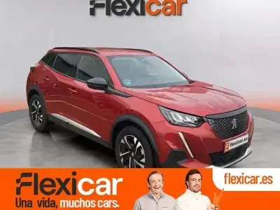Usado Peugeot 2008 Allure 130 CV (95 kW) 2022 Rojo SUV
