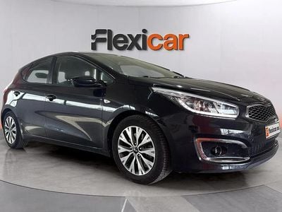 Occasion Kia Ceed 101 PK (74 kW) 2017 Zwart Hatchback