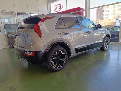 Usado Kia e-Niro 150 kW (204 CV) 2023 Gris SUV