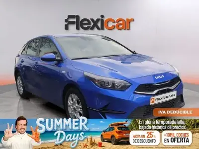 Usado Kia Ceed 100 CV (73 kW) 2022 Azul Utilitario