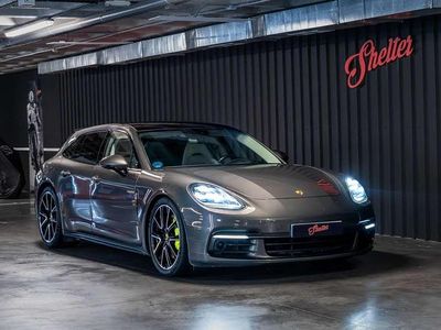 Gris Usado 2018 Porsche Panamera 4 Executive Berlina | 69.000 € (Caro)