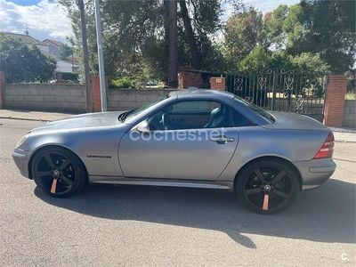 Gris / plata Usado 2001 Mercedes SLK230 Descapotable | 9900 €