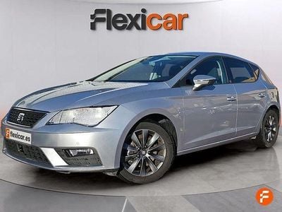 Usado Seat Leon Style 130 CV (95 kW) 2020 Gris