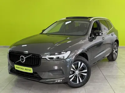 Usado Volvo XC60 Momentum 235 CV (172 kW) 2020 Gris SUV