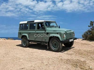 Usado Land Rover Defender S 122 CV (89 kW) 2009 Gris / plata Familiar
