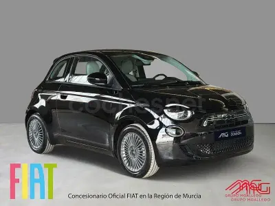Nuevo Fiat 500 Icon 65 CV (47 kW) 2026 Negro Berlina