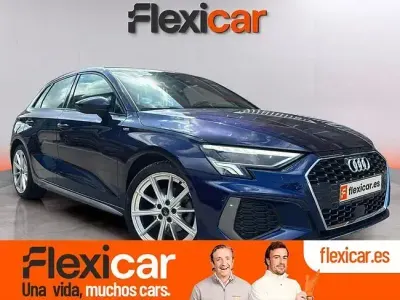 Usado Audi A3 S-Line 150 CV (110 kW) 2023 Azul Berlina