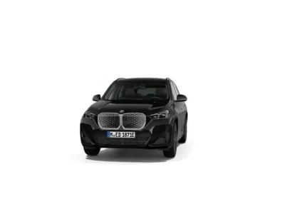 Usado BMW iX1 Comfort Edition 230 kW (313 CV) 2025 Negro SUV