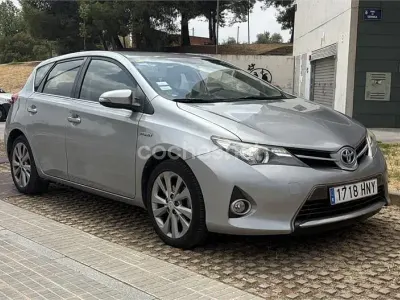 Usado Toyota Auris Hybrid