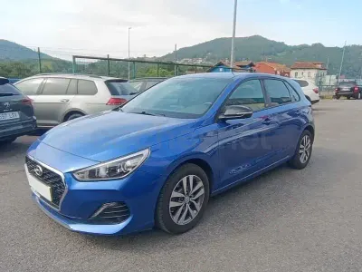 Usado Hyundai i30 GO! 120 CV (88 kW) 2018 Azul Berlina