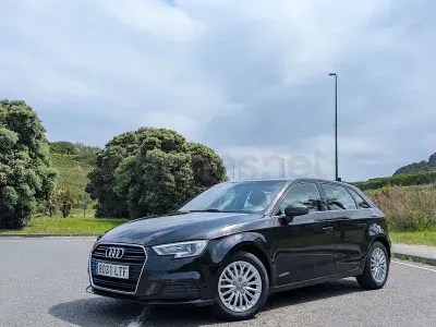 Usado Audi A3 150 HP (110 kW) 2018 Preto Sedan