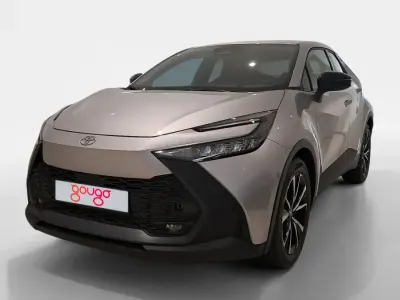 Usado Toyota C-HR Advance 140 CV (102 kW) 2025 Gris SUV