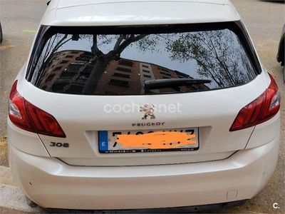 Usado Peugeot 308 Allure 150 CV (110 kW) 2014 Blanco Berlina