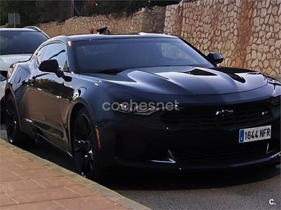 Usado Chevrolet Camaro 432 CV (317 kW) 2015 Negro Coupe