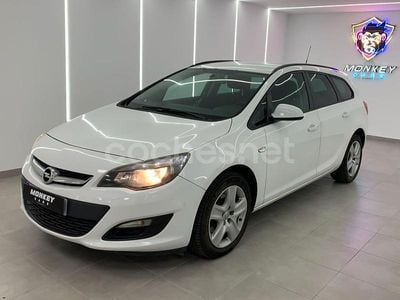 Blanco Usado 2014 Opel Astra Business Familiar | 6999 € (Precio justo)