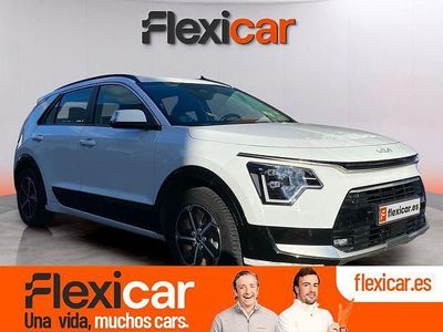 Usado Kia Niro 141 CV (103 kW) 2022 Blanco SUV