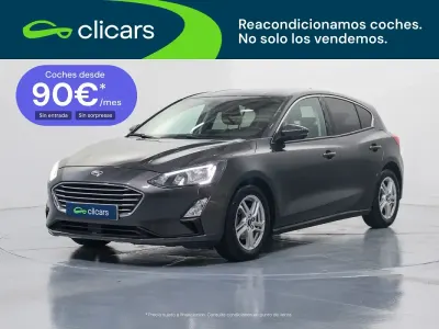 Usado Ford Focus Trend+ 124 CV (91 kW) 2019 Gris Berlina