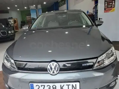 Begagnad VW Jetta Sport 170 HK (125 kW) 2013 Grå Sedan
