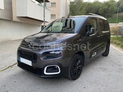 Usado Citroën Berlingo Feel 102 CV (75 kW) 2022 Gris / plata Monovolumen