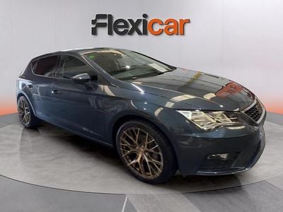 Używany Seat Leon Style 115 KM (84 kW) 2020 Szary Sedan/Limuzyna