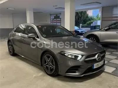 Usado Mercedes A200 150 CV (110 kW) 2019 Gris / plata Berlina