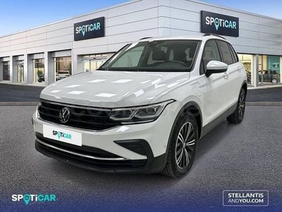 Usado VW Tiguan Life 245 HP (180 kW) 2024 Preto SUV