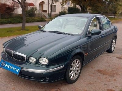 Usado Jaguar X-type Executive 196 CV (144 kW) 2002 Verde Berlina