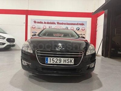 Usado Peugeot 508 Active 140 CV (102 kW) 2013 Negro Berlina