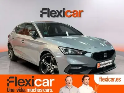 Usado Seat Leon FR 150 CV (110 kW) 2021 Gris Berlina