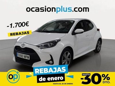 Blanco Usado 2024 Toyota Yaris Hybrid Active Berlina | 18.390 € (Precio justo)