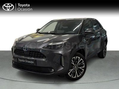 Usado Toyota Yaris Cross Style 116 CV (85 kW) 2022 Gris / plata SUV
