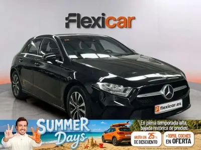 Usado Mercedes A180 116 CV (85 kW) 2020 Negro Utilitario