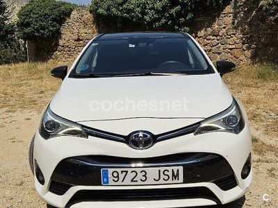 Blanco Usado 2016 Toyota Avensis Advance Familiar | 14.800 € (Precio justo)